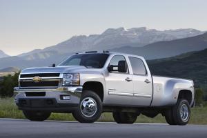 Chevrolet Silverado 3500 HD LT Crew Cab Pickup 2012 года